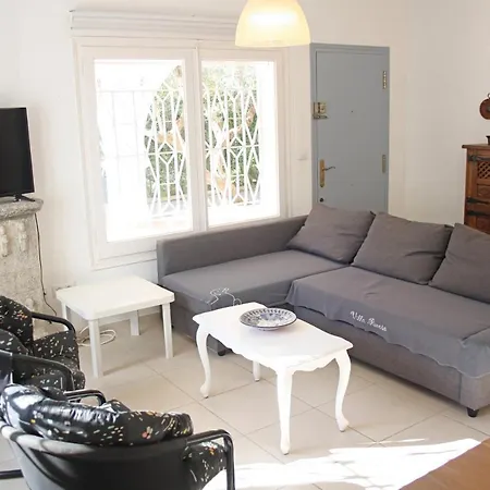 Charming Seafront * 캠브릴스