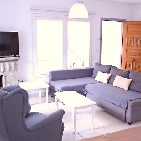 Charming Seafront Semesterbostad Cambrils